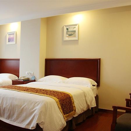 Greentree Inn Jiangxi Jindezhen People Square Jindin Business Hotel Цзиндэчжэнь Экстерьер фото