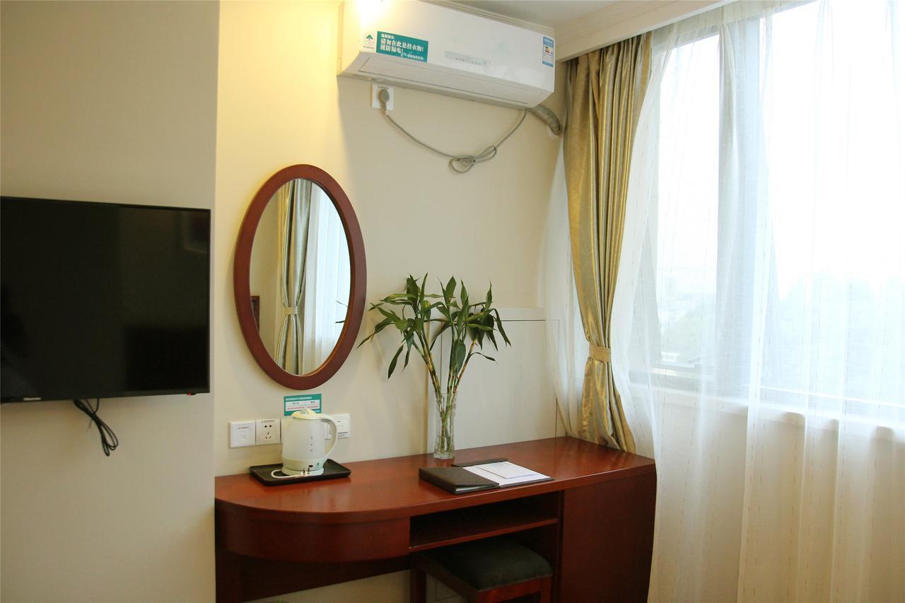Greentree Inn Jiangxi Jindezhen People Square Jindin Business Hotel Цзиндэчжэнь Экстерьер фото