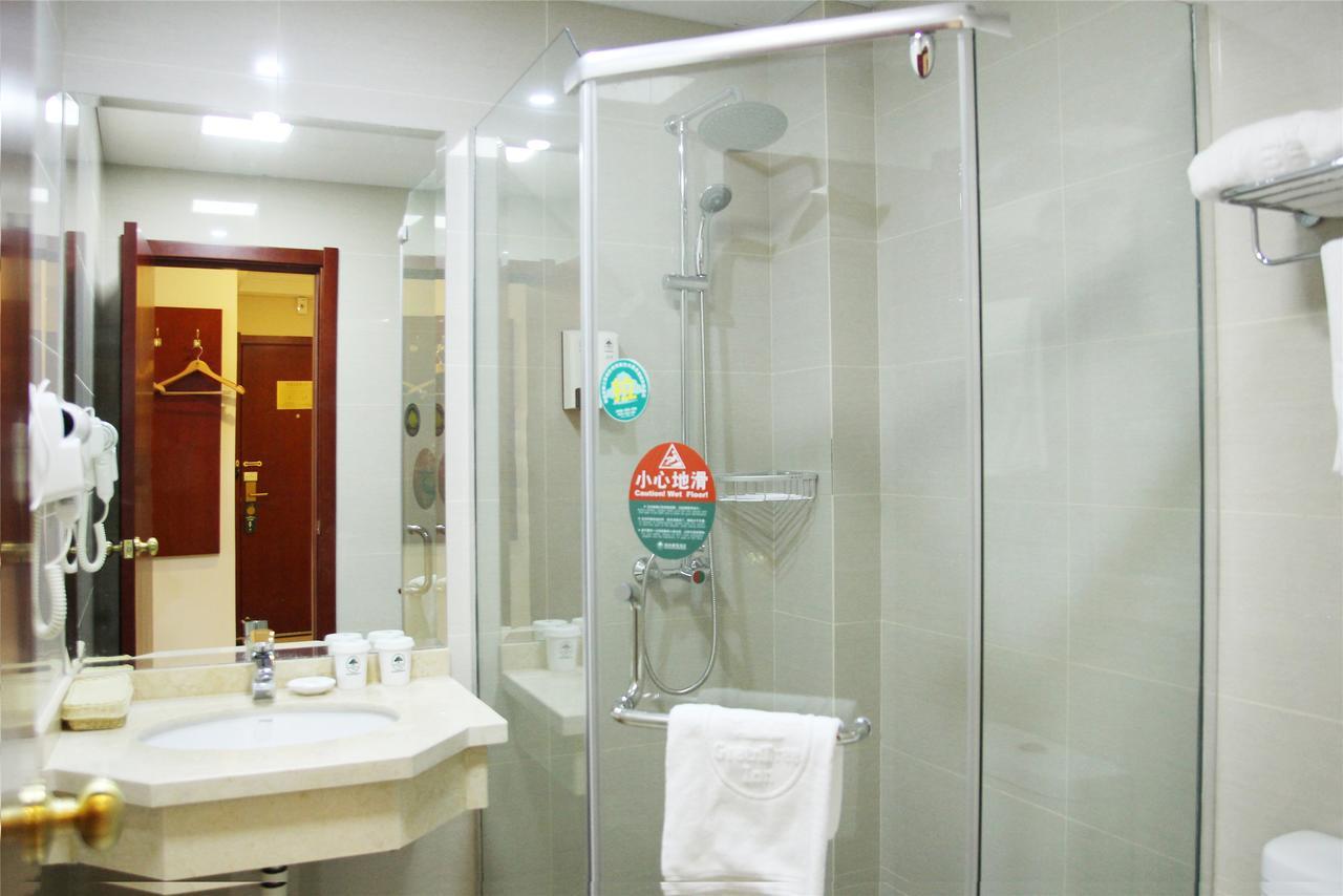Greentree Inn Jiangxi Jindezhen People Square Jindin Business Hotel Цзиндэчжэнь Экстерьер фото